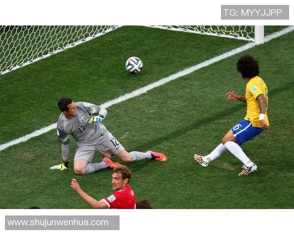 足球神乌龙背后的故事与传奇瞬间解析让我们重新审视这项运动的魅力与意外