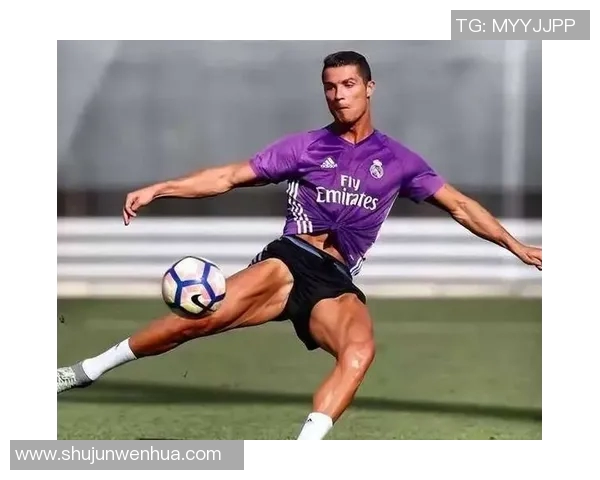 广东足球帅哥的魅力与实力双重展现引领球迷热潮